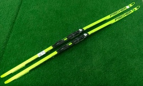Лыжный набор: лыжи для конькового хода FISCHER SPEEDMAX HELIUM SKATE 61K MEDIUM с креплениями,191 см